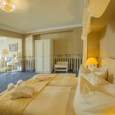 호텔 Parkhotel 4*