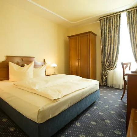 호텔 Parkhotel 4*