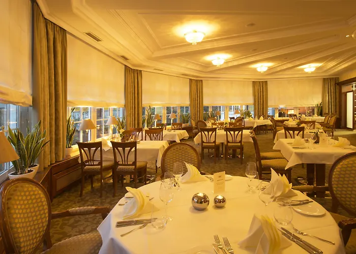 מלון Parkhotel אידר-אוברשטיין