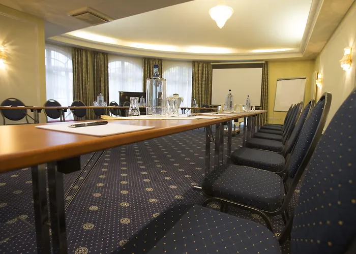 Parkhotel אידר-אוברשטיין